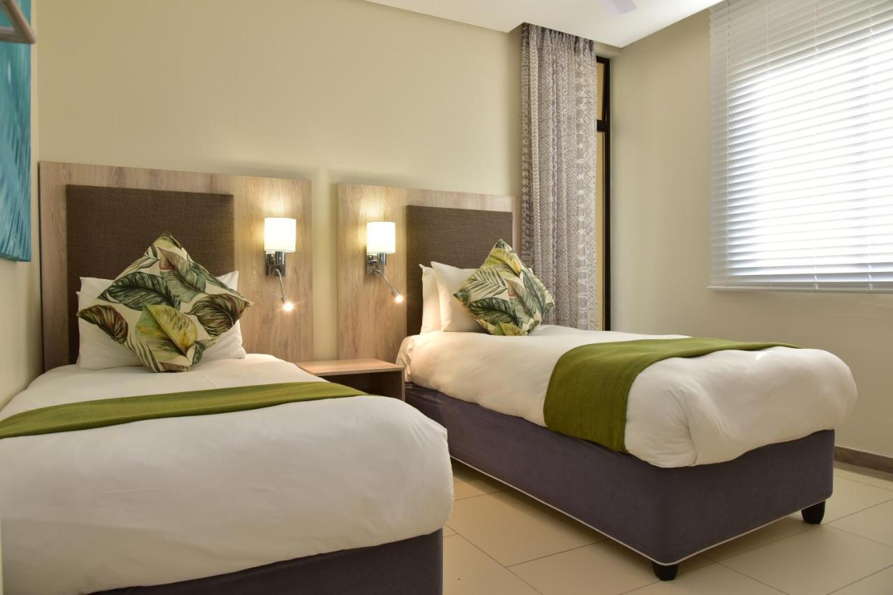 La Lucia Sands Beach Resort Durban Buitenkant foto